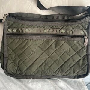 LeSportsac women’s OLIVE GREEN Quilted Green Bag